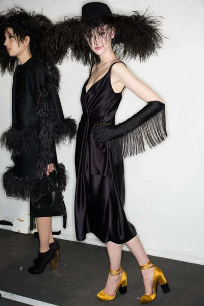 Look 35